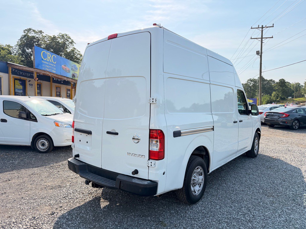 2018 Nissan NV Image 3