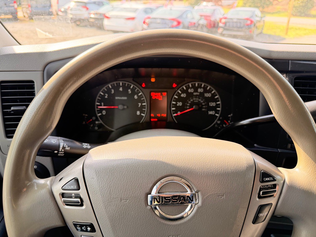 2018 Nissan NV Image 12