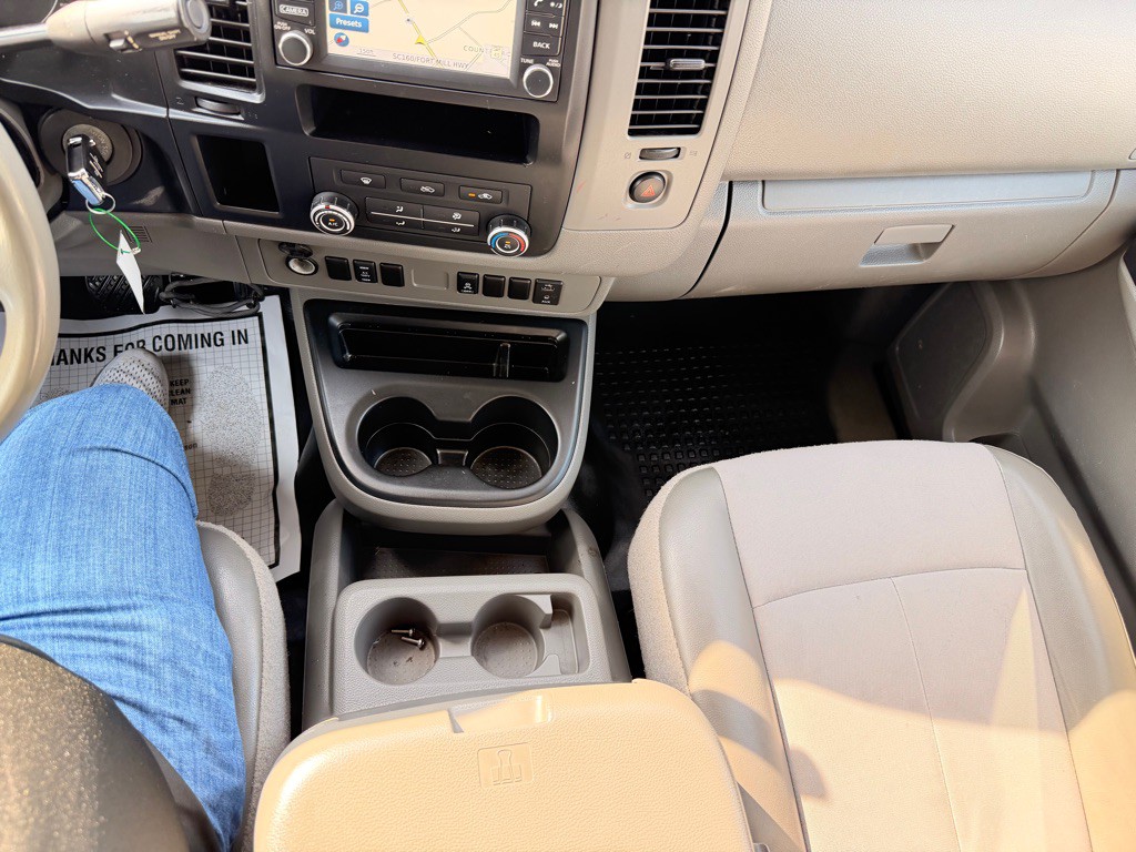 2018 Nissan NV Image 15
