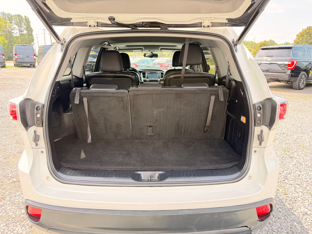 2015 Toyota Highlander Image 7