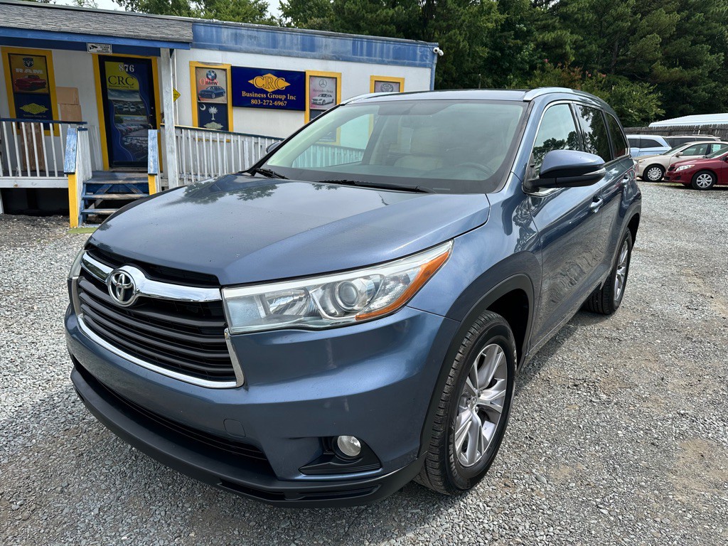 2015 Toyota Highlander Image 1