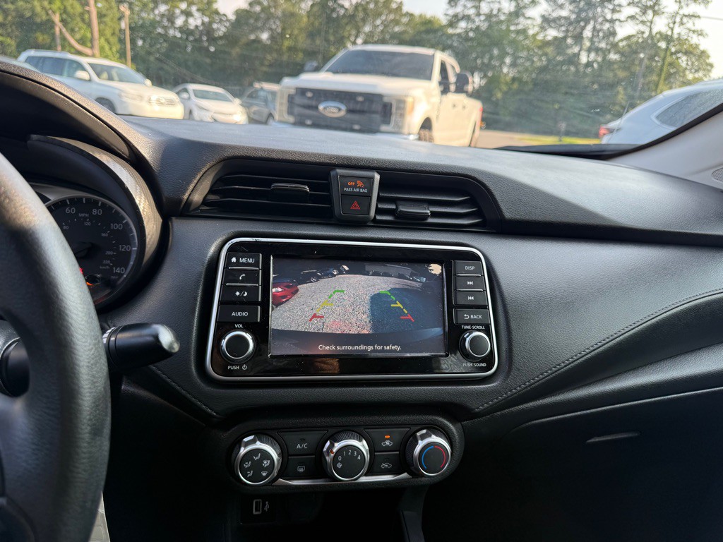 2024 Nissan Versa Image 15