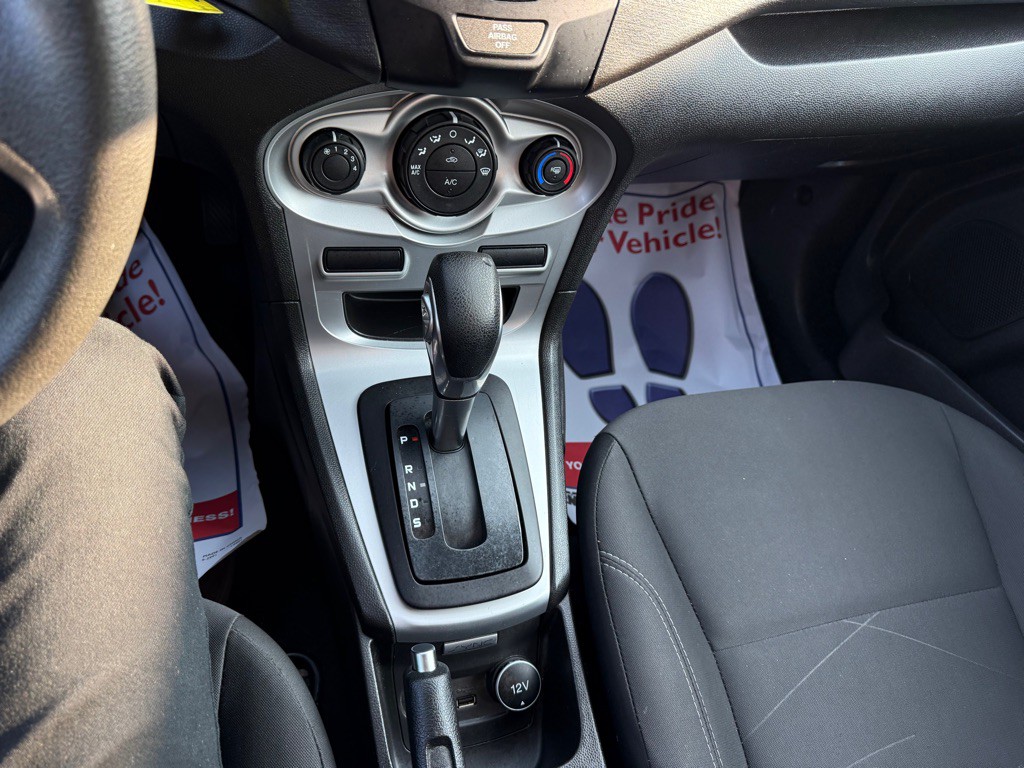 2019 Ford Fiesta Image 17