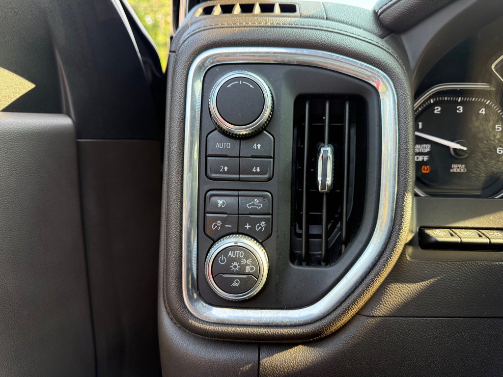 2019 GMC Sierra Image 17