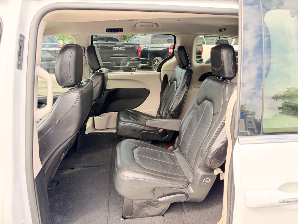 2020 Chrysler Pacifica Image 10