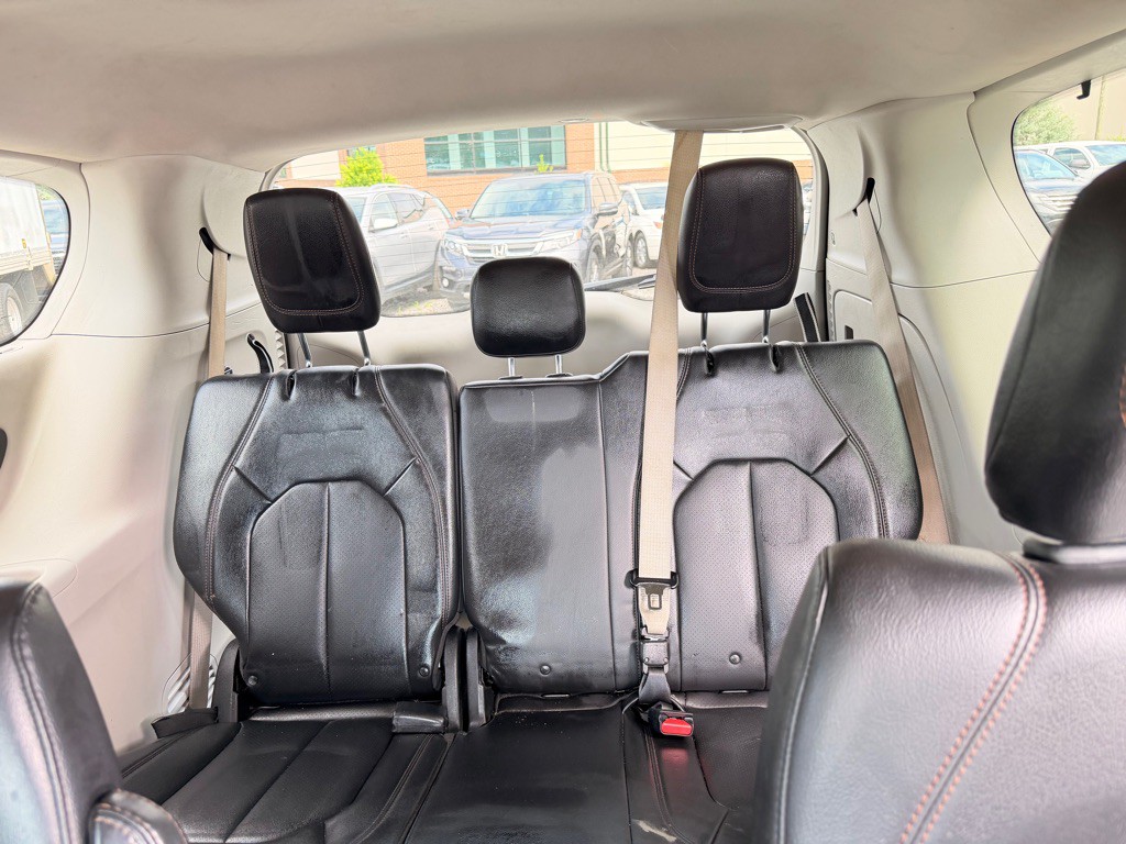 2020 Chrysler Pacifica Image 11
