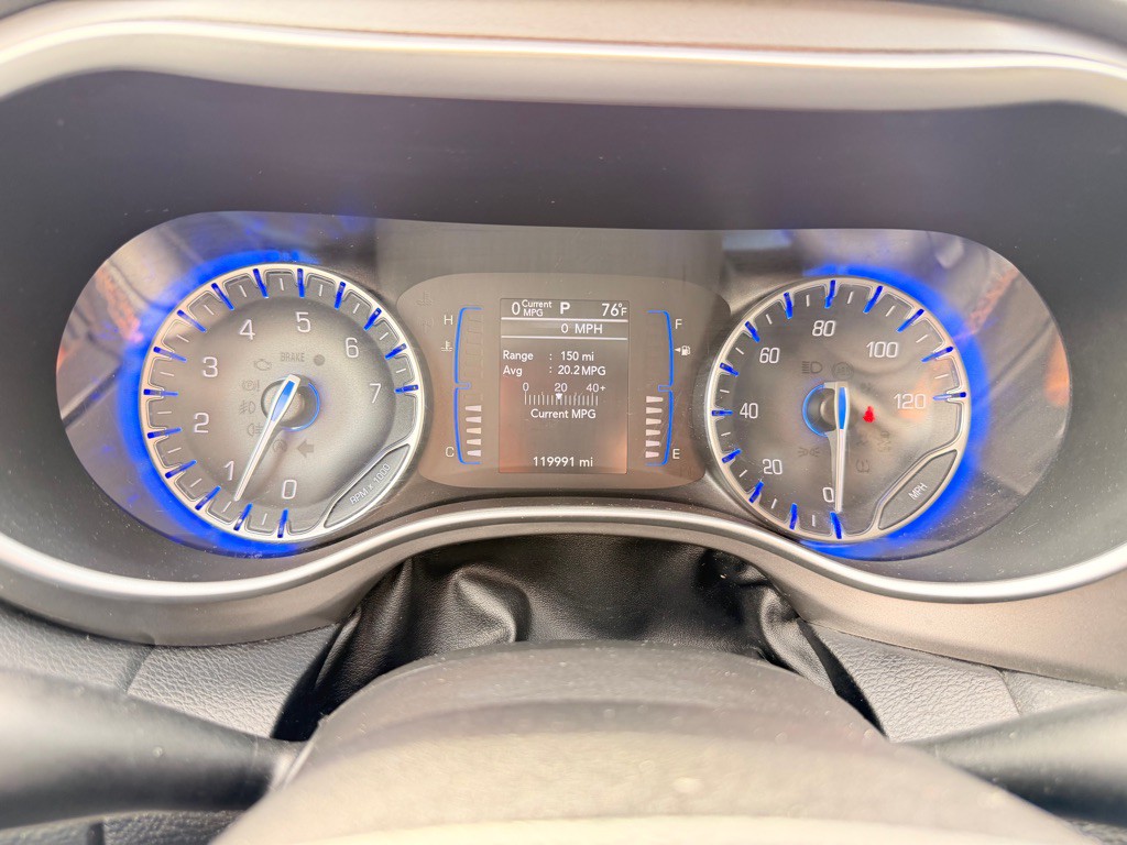 2020 Chrysler Pacifica Image 16