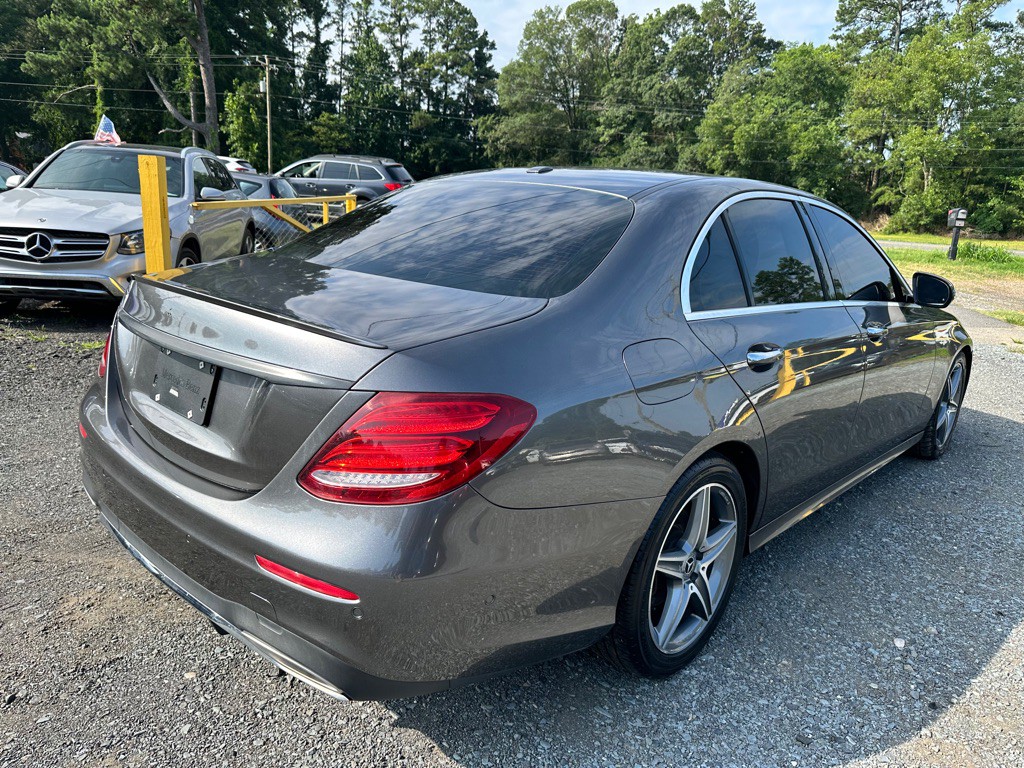 2018 Mercedes-Benz E-Class Image 2