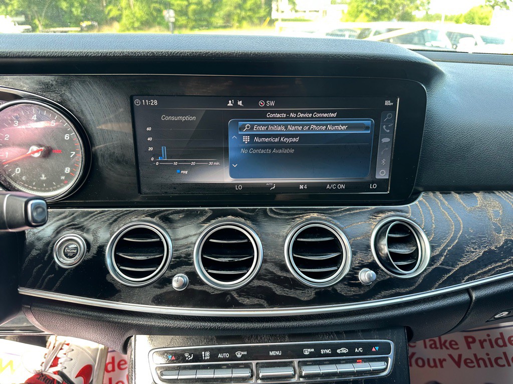2018 Mercedes-Benz E-Class Image 9