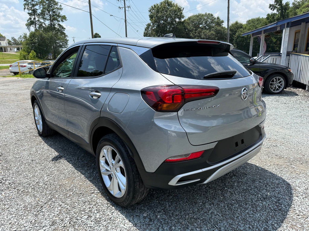 2023 Buick Enclave Image 2