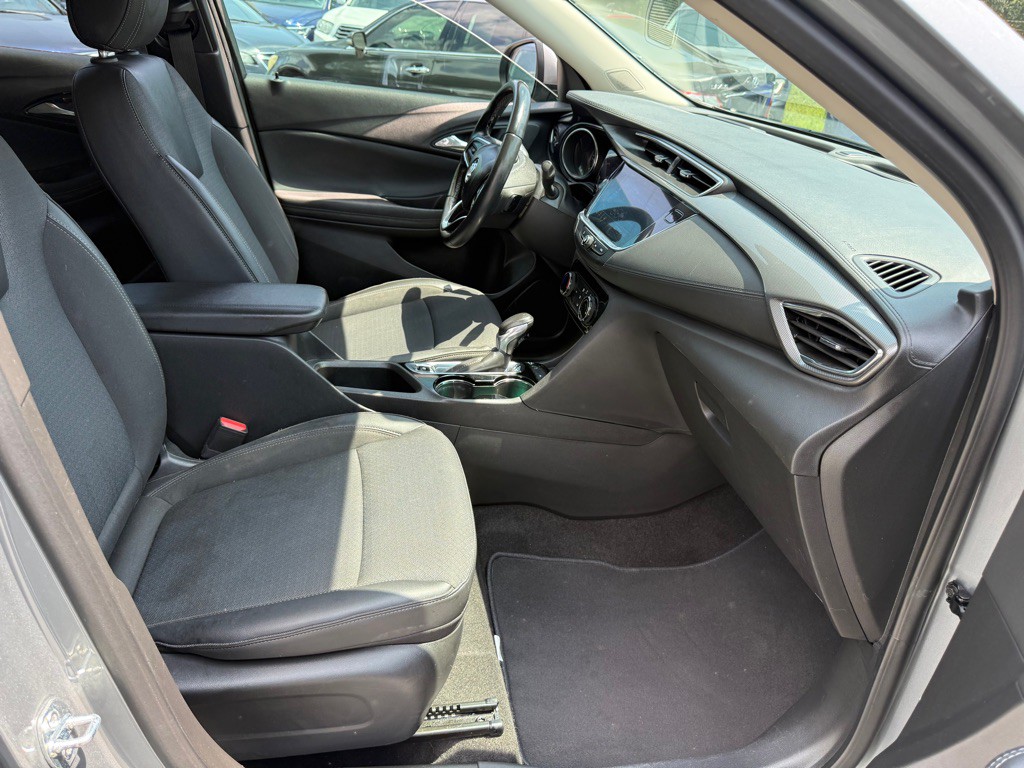 2023 Buick Enclave Image 5