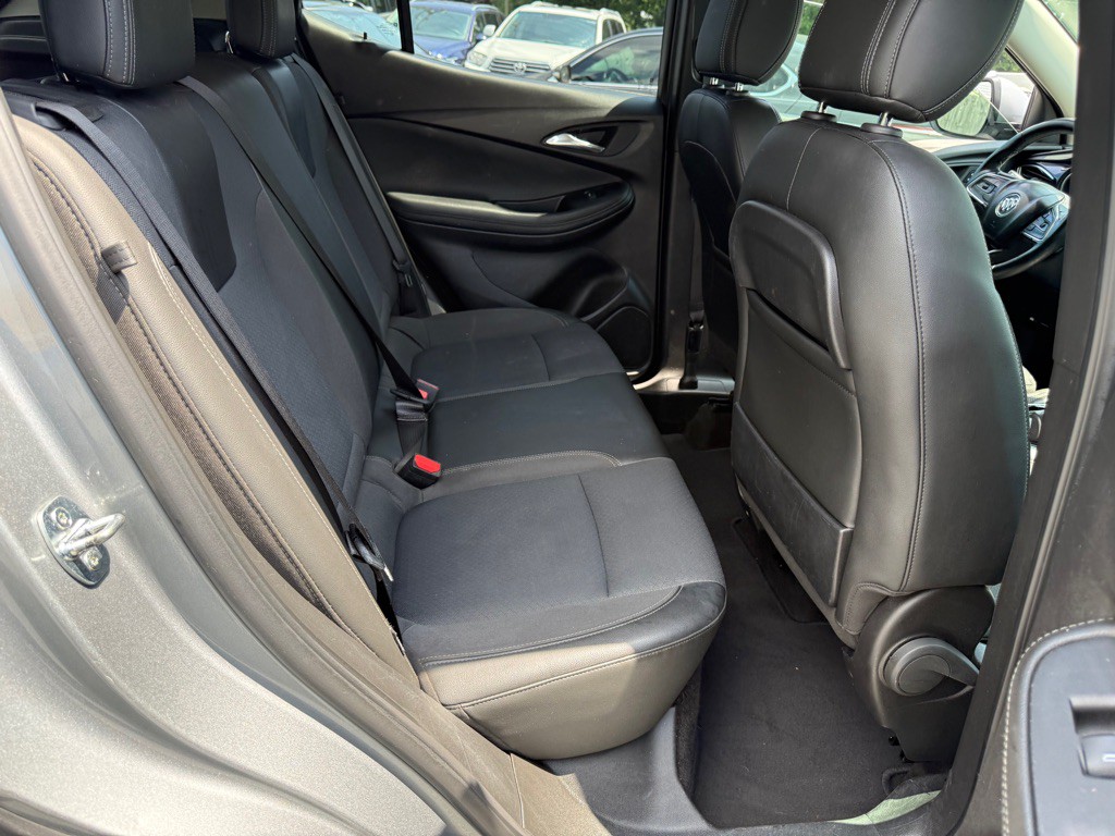 2023 Buick Enclave Image 7