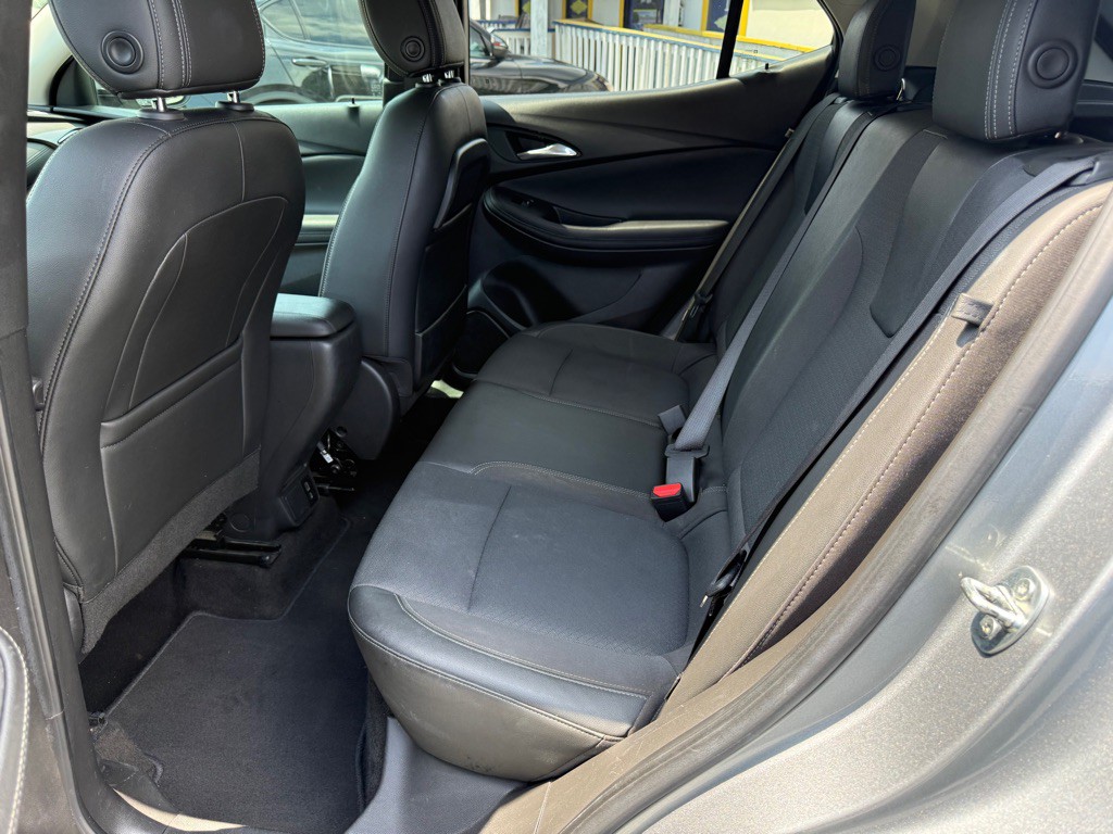 2023 Buick Enclave Image 9