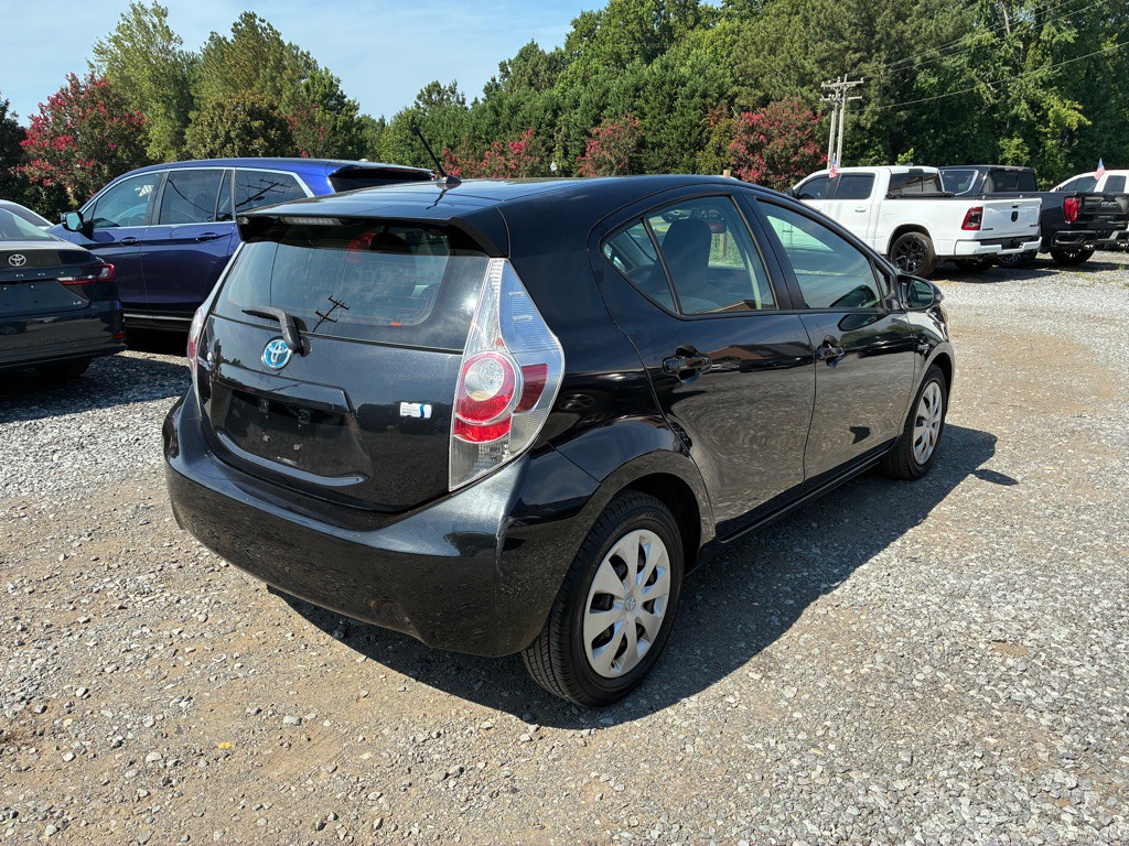 2014 Toyota Prius Image 3