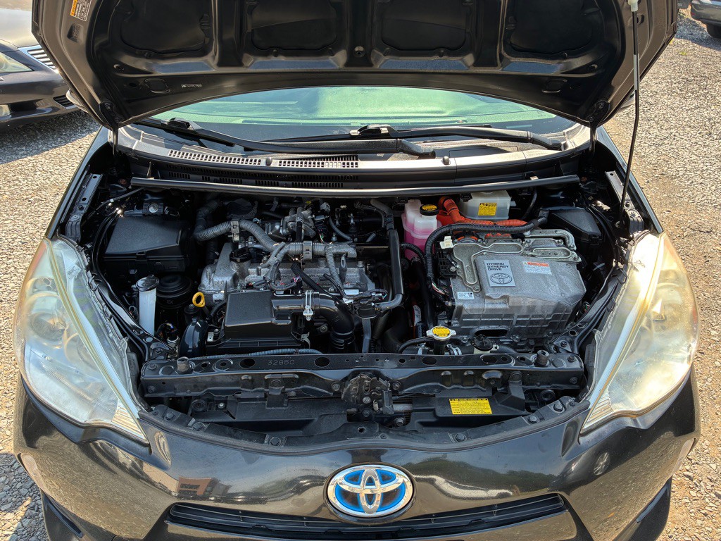 2014 Toyota Prius Image 6