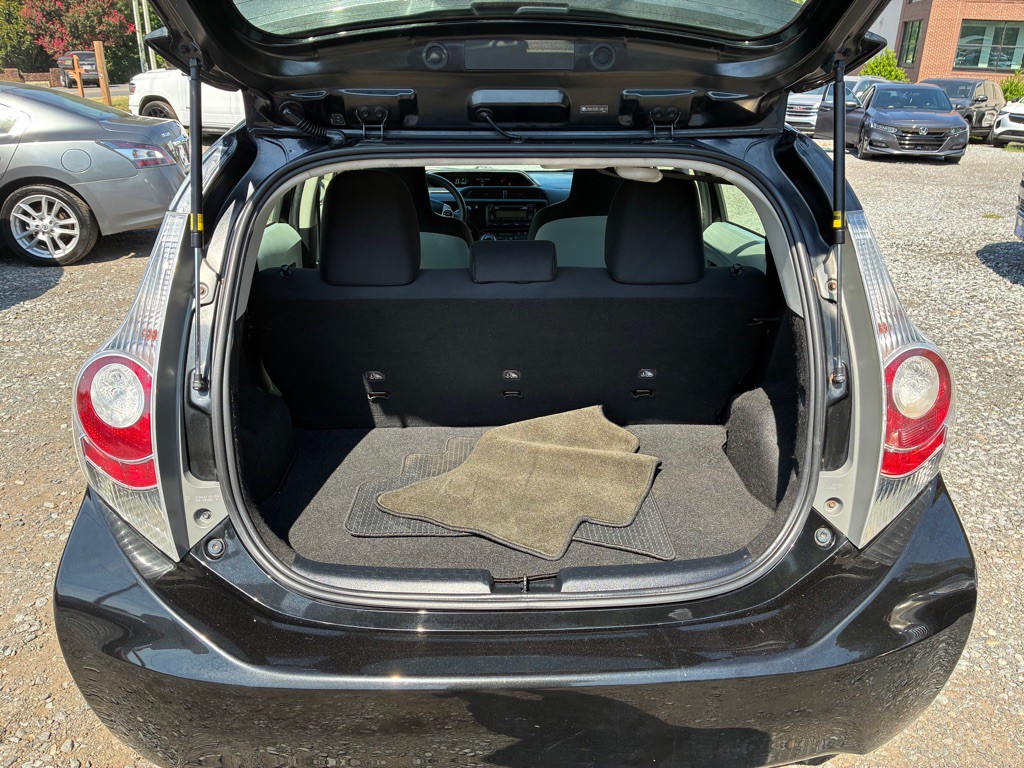 2014 Toyota Prius Image 7