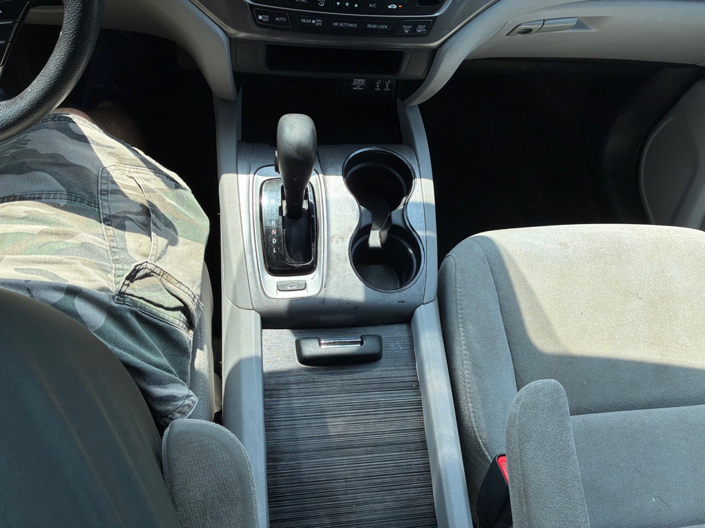 2016 Honda Pilot Image 19