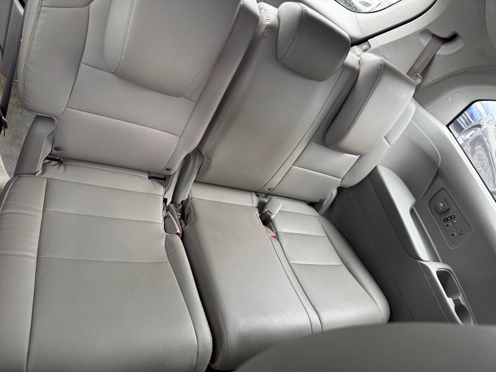 2015 Honda Odyssey Image 8