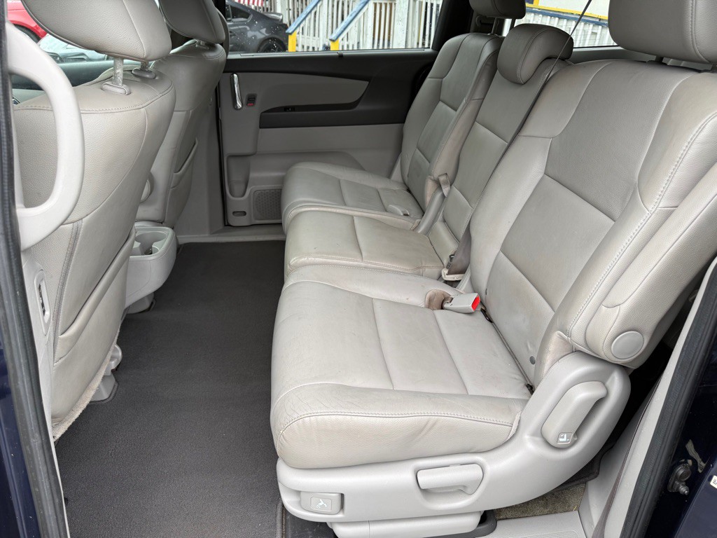 2015 Honda Odyssey Image 10