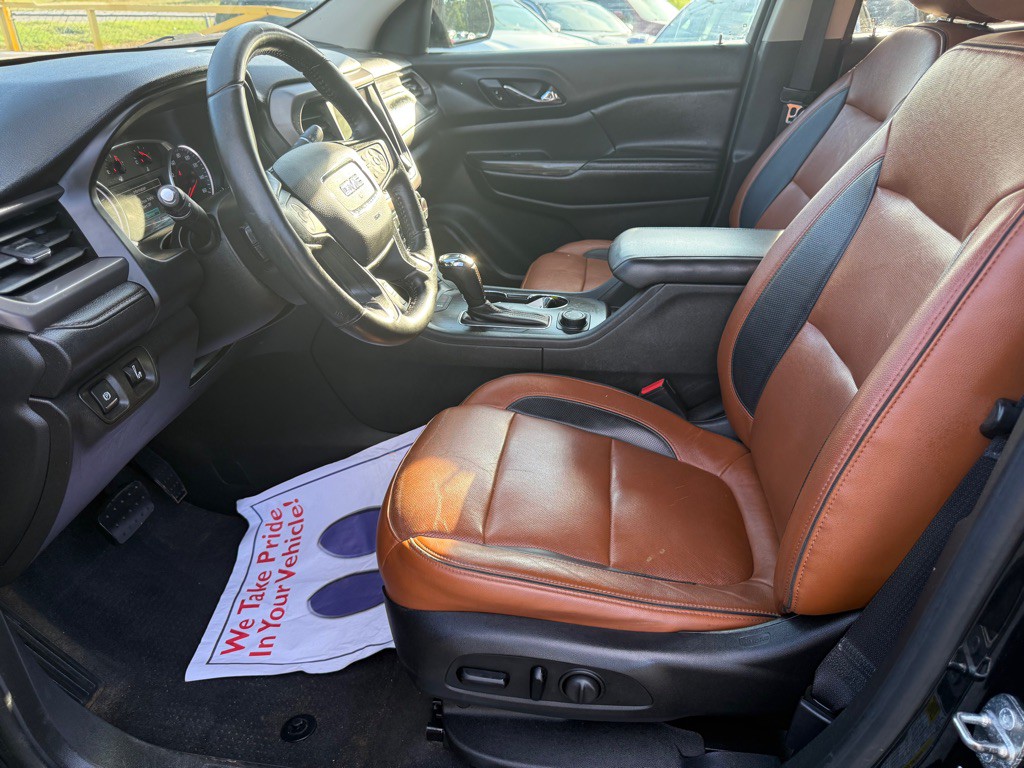 2017 GMC Acadia Image 11