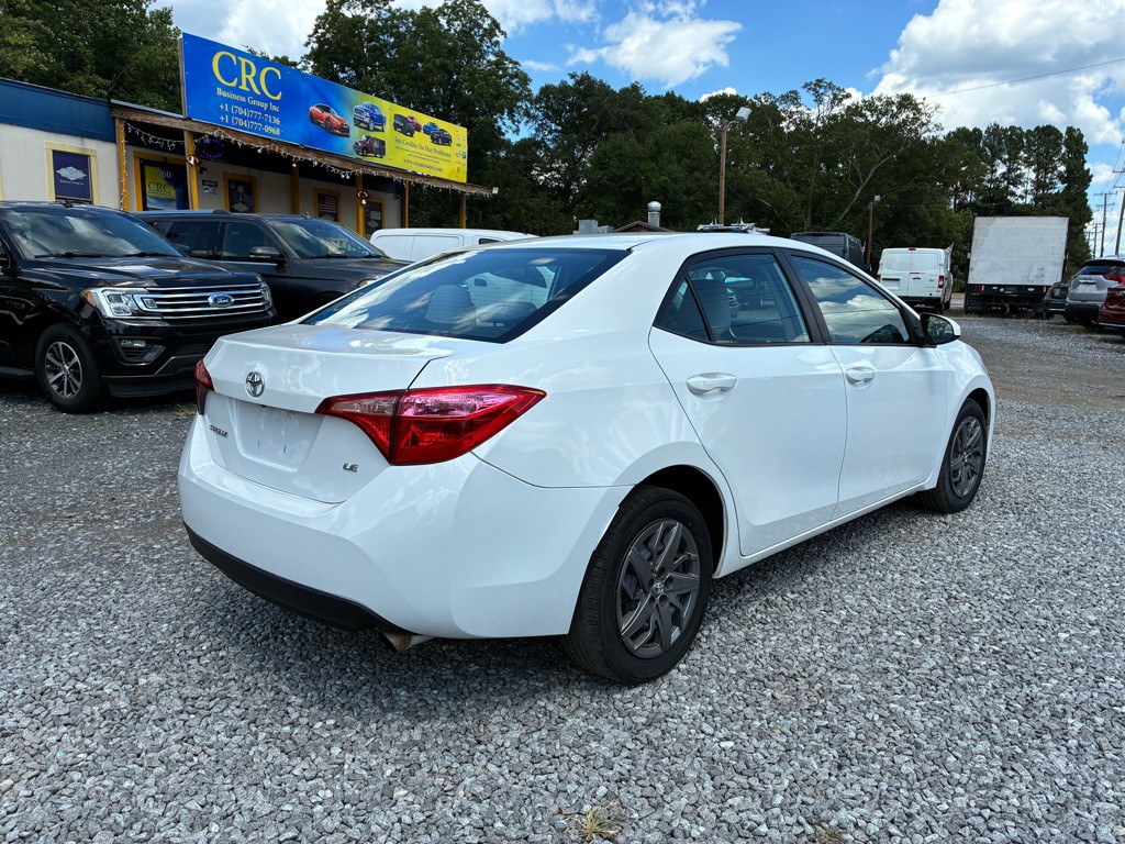 2017 Toyota Corolla Image 3