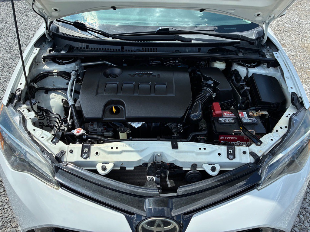 2017 Toyota Corolla Image 5