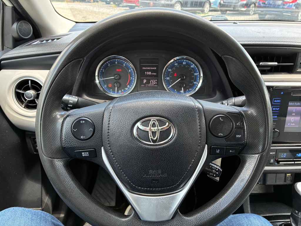 2017 Toyota Corolla Image 12