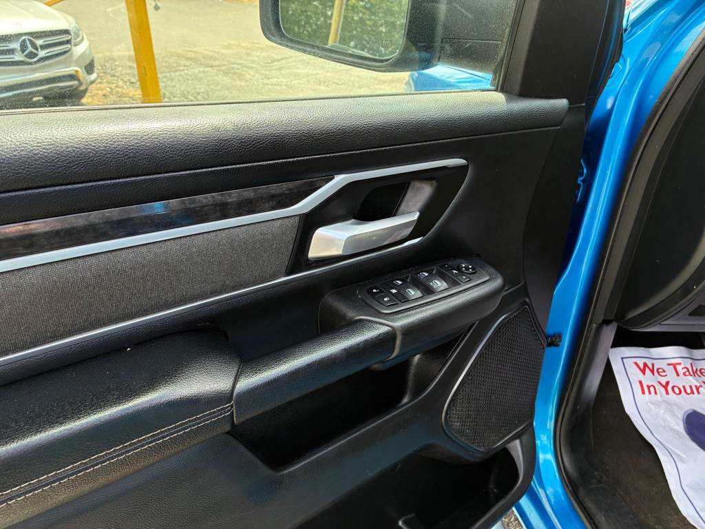 2022 RAM 1500 Image 8