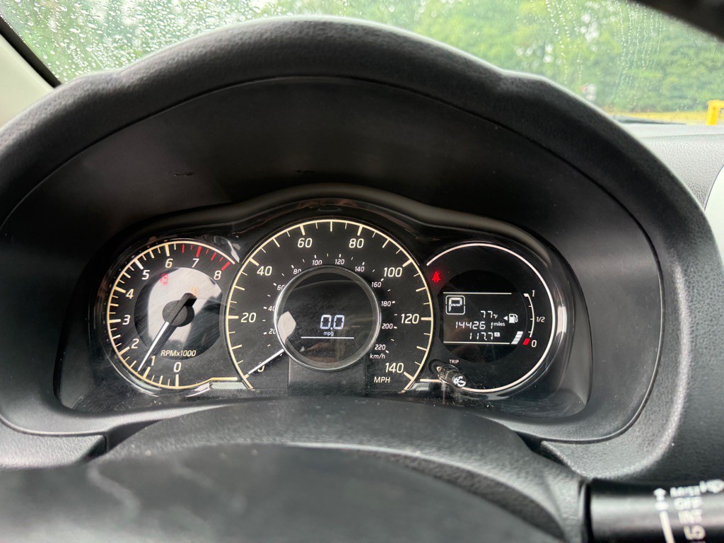 2016 Nissan Versa Image 13