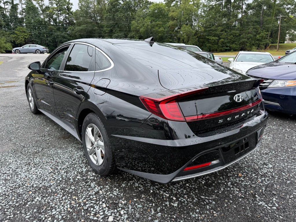2022 Hyundai Sonata Image 2