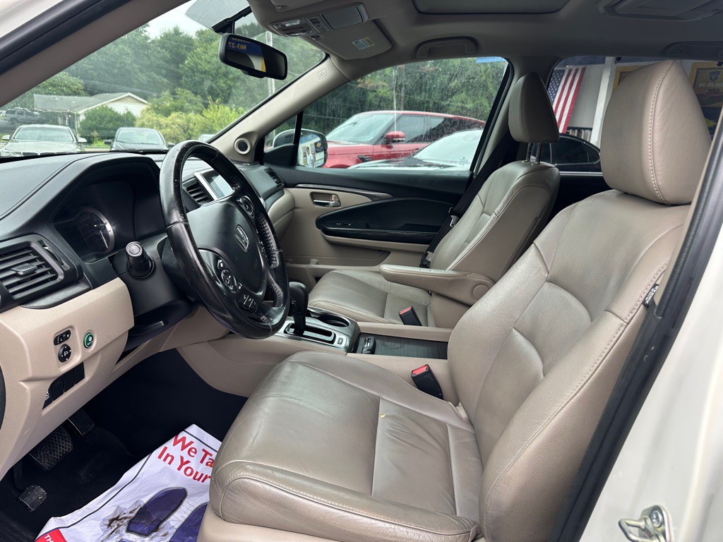 2016 Honda Pilot Image 6