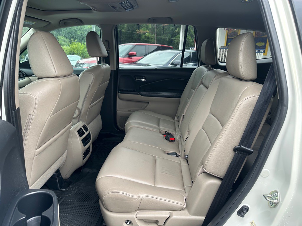 2016 Honda Pilot Image 7