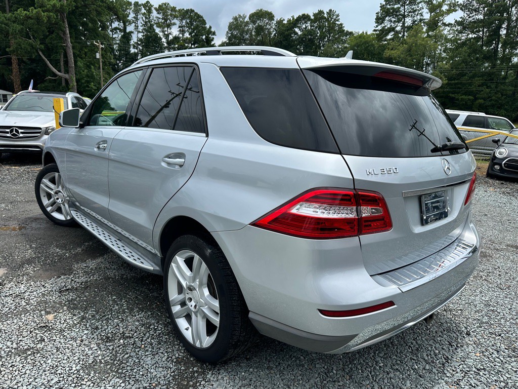 2013 Mercedes-Benz M-Class Image 3