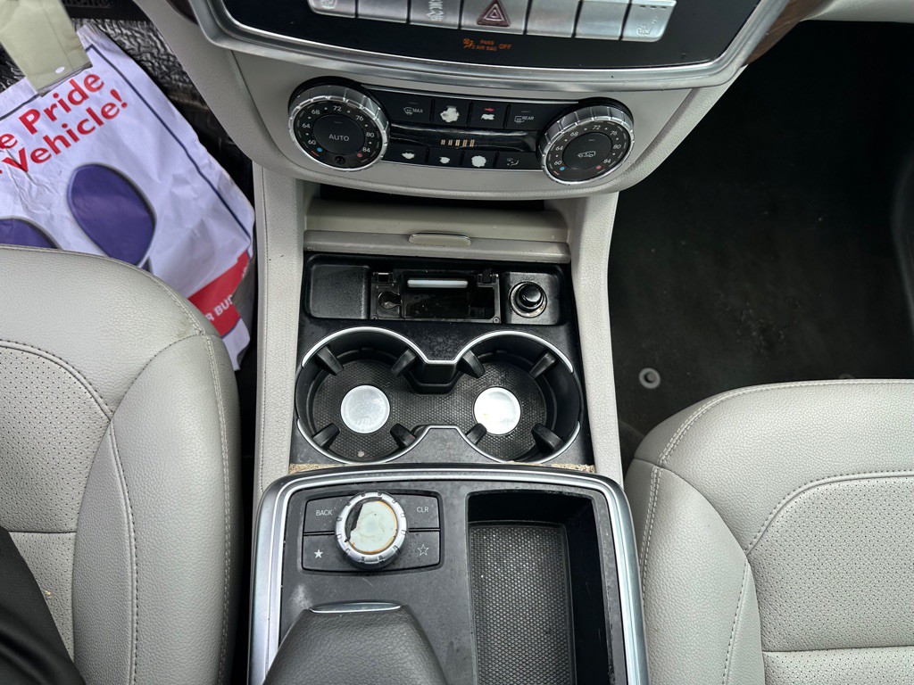 2013 Mercedes-Benz M-Class Image 10