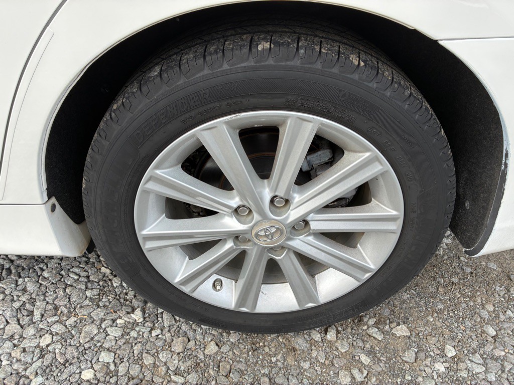 2012 Toyota Camry Image 6