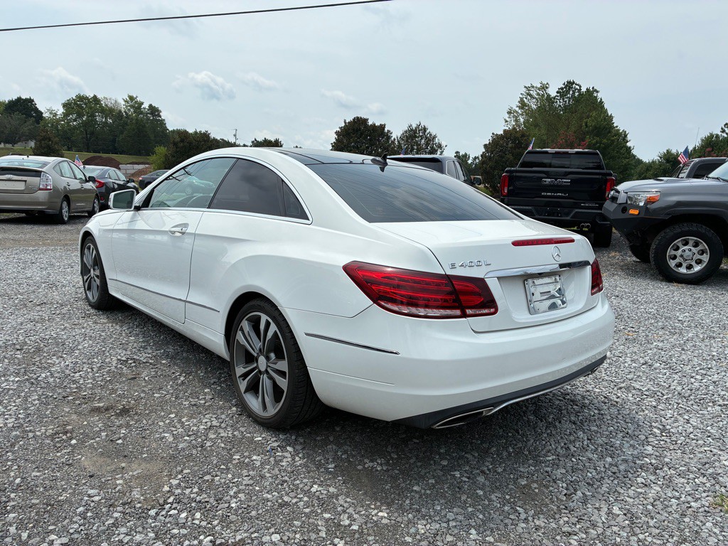 2016 Mercedes-Benz E-Class Image 4