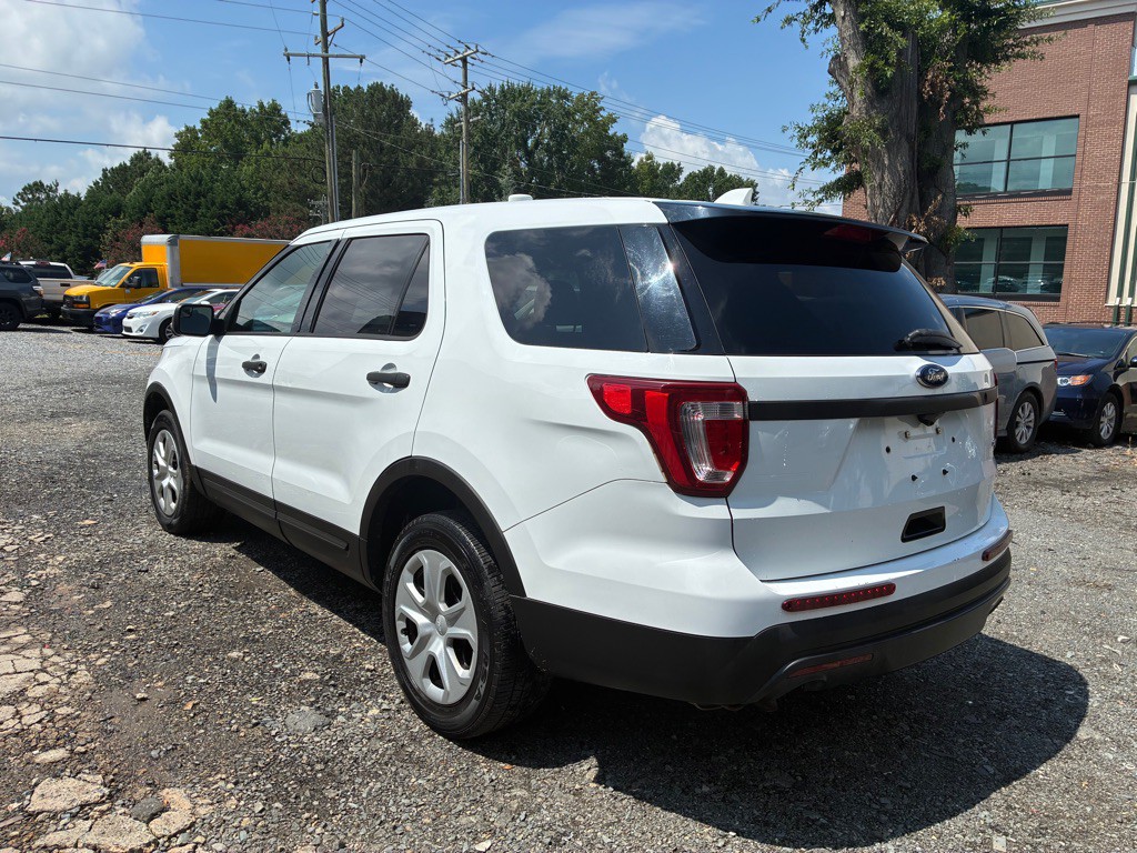 2016 Ford Explorer Image 3