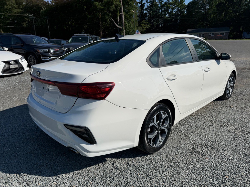 2019 Kia Forte Image 3