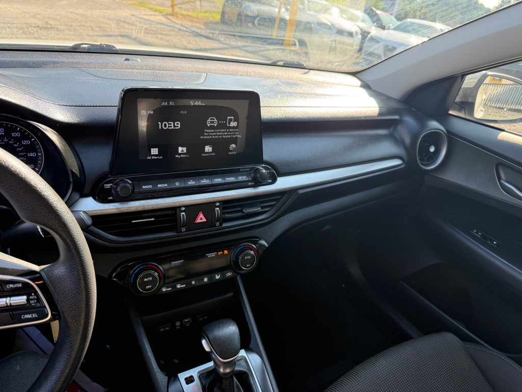2019 Kia Forte Image 14