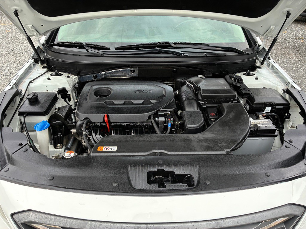 2017 Hyundai Sonata Image 5