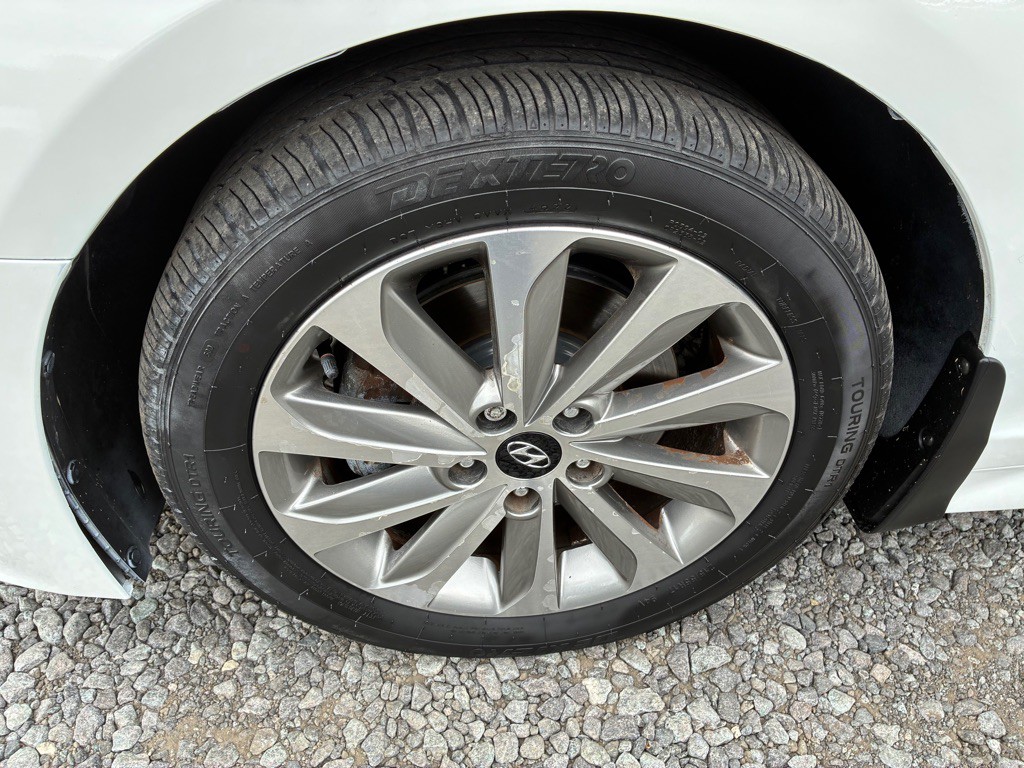 2017 Hyundai Sonata Image 6