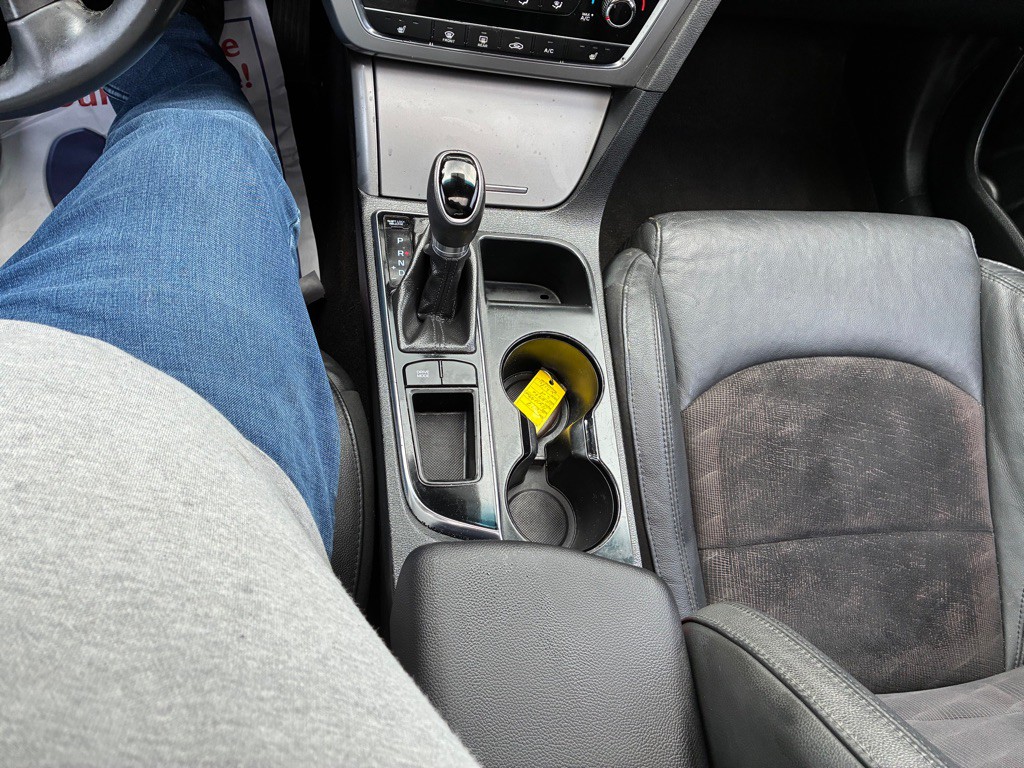2017 Hyundai Sonata Image 17
