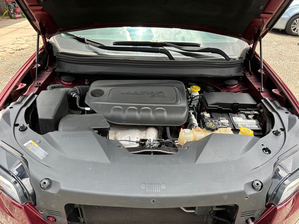 2019 Jeep Cherokee Image 5