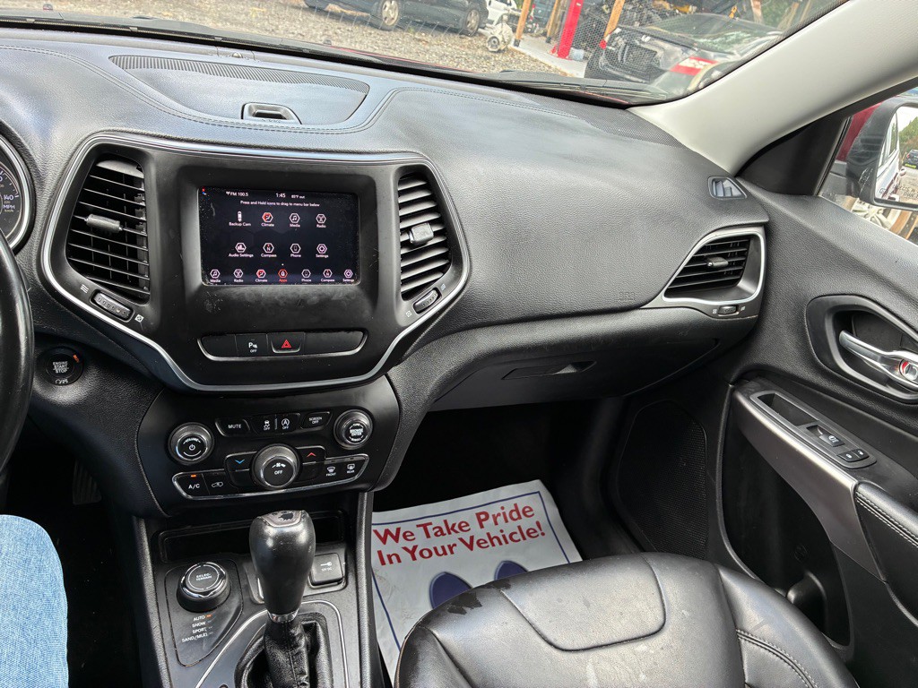 2019 Jeep Cherokee Image 16