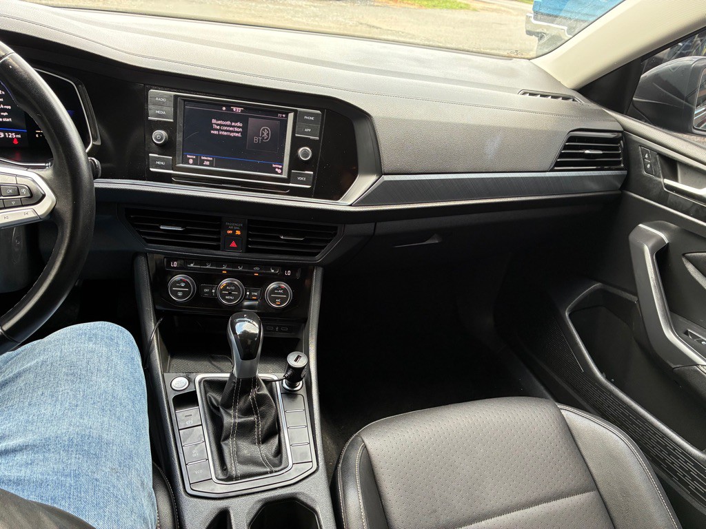 2022 Volkswagen Jetta Image 15