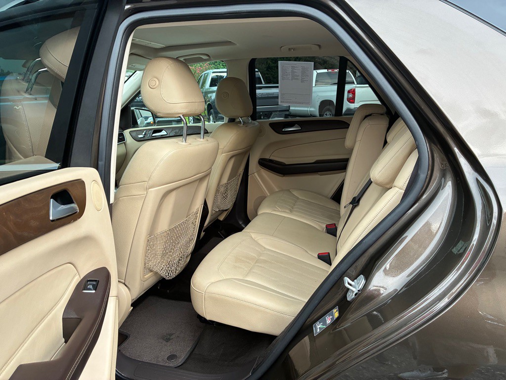 2016 Mercedes-Benz GLE-Class Image 9