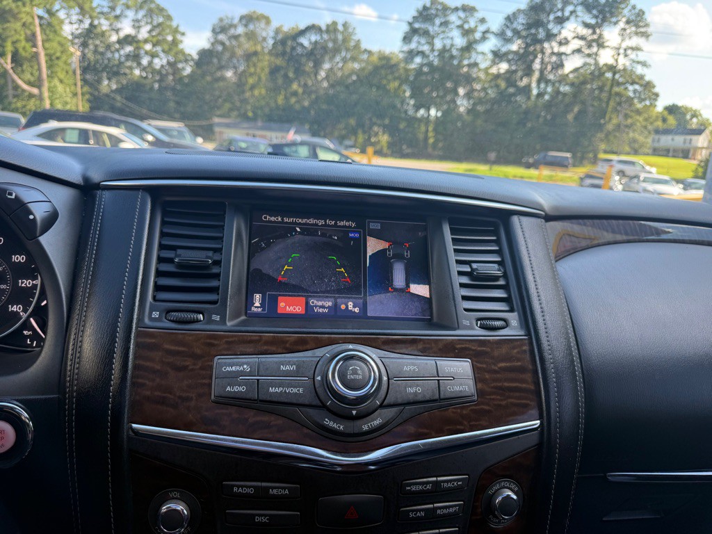 2019 Nissan Armada Image 18