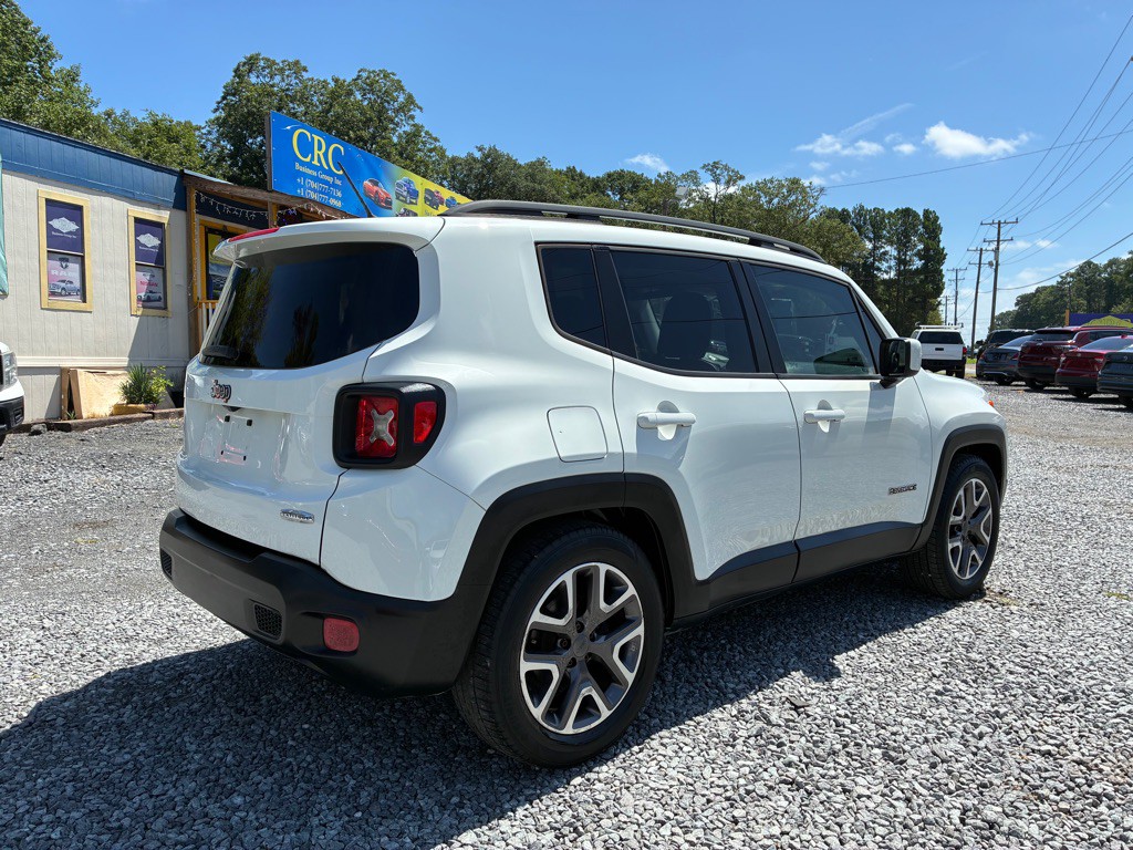 2015 Jeep Renegade Image 3