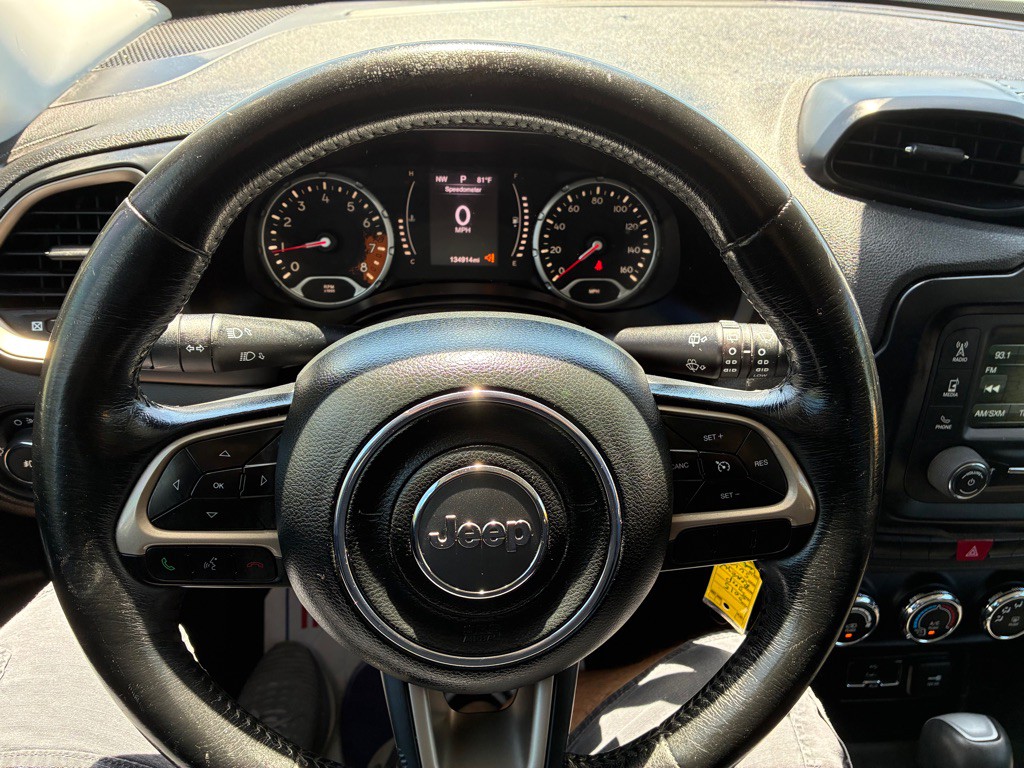 2015 Jeep Renegade Image 14