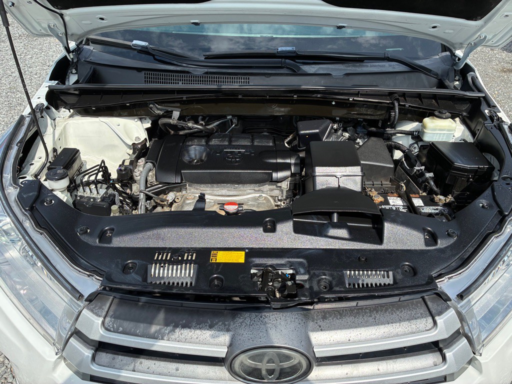 2017 Toyota Highlander Image 5